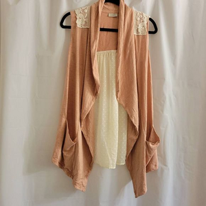 LOGO Lori Goldstein Open Vest XS Peach‎ KnitvCream Lace Swiss Dot
